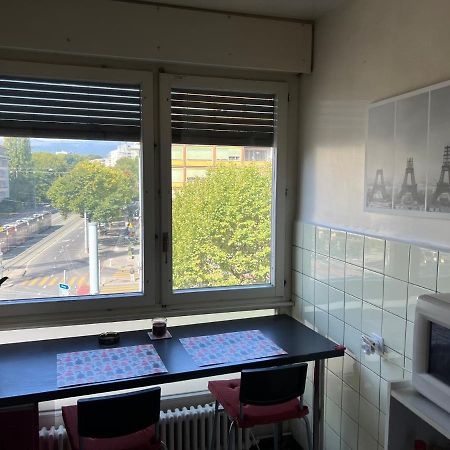 2 Bedroom Flat Near Nations And In The Center Genève Extérieur photo